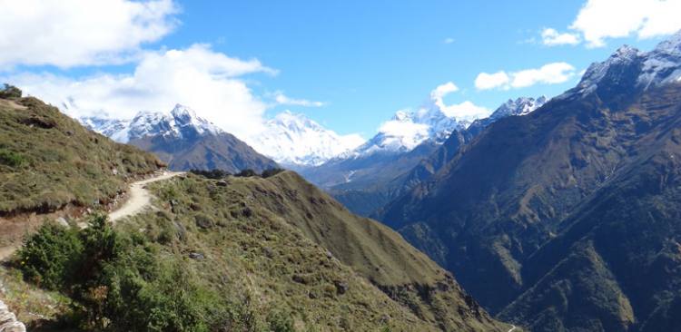 Way to Everest Trekking