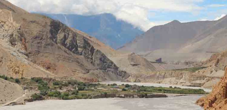 Upper Mustang Trekking