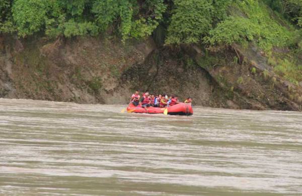 Rafting at Trishuli